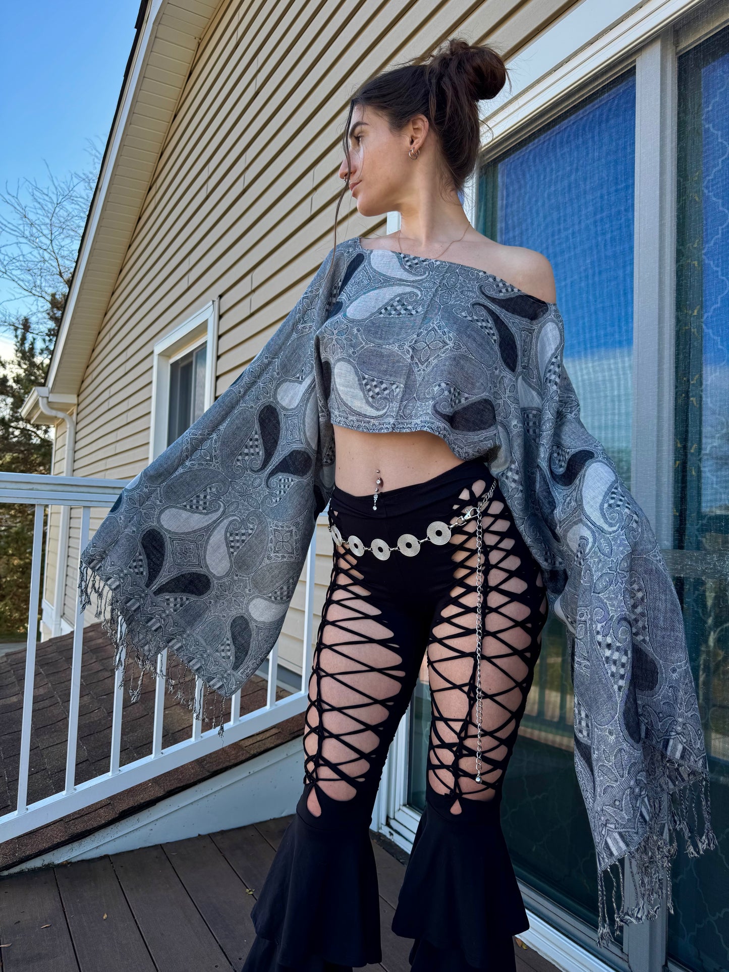 GREYSCALE PASHMINA TOP