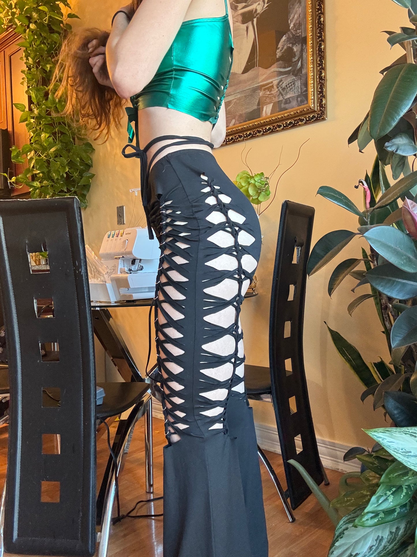 BLACK SCRUNCH WAIST FLARES WITH TIES