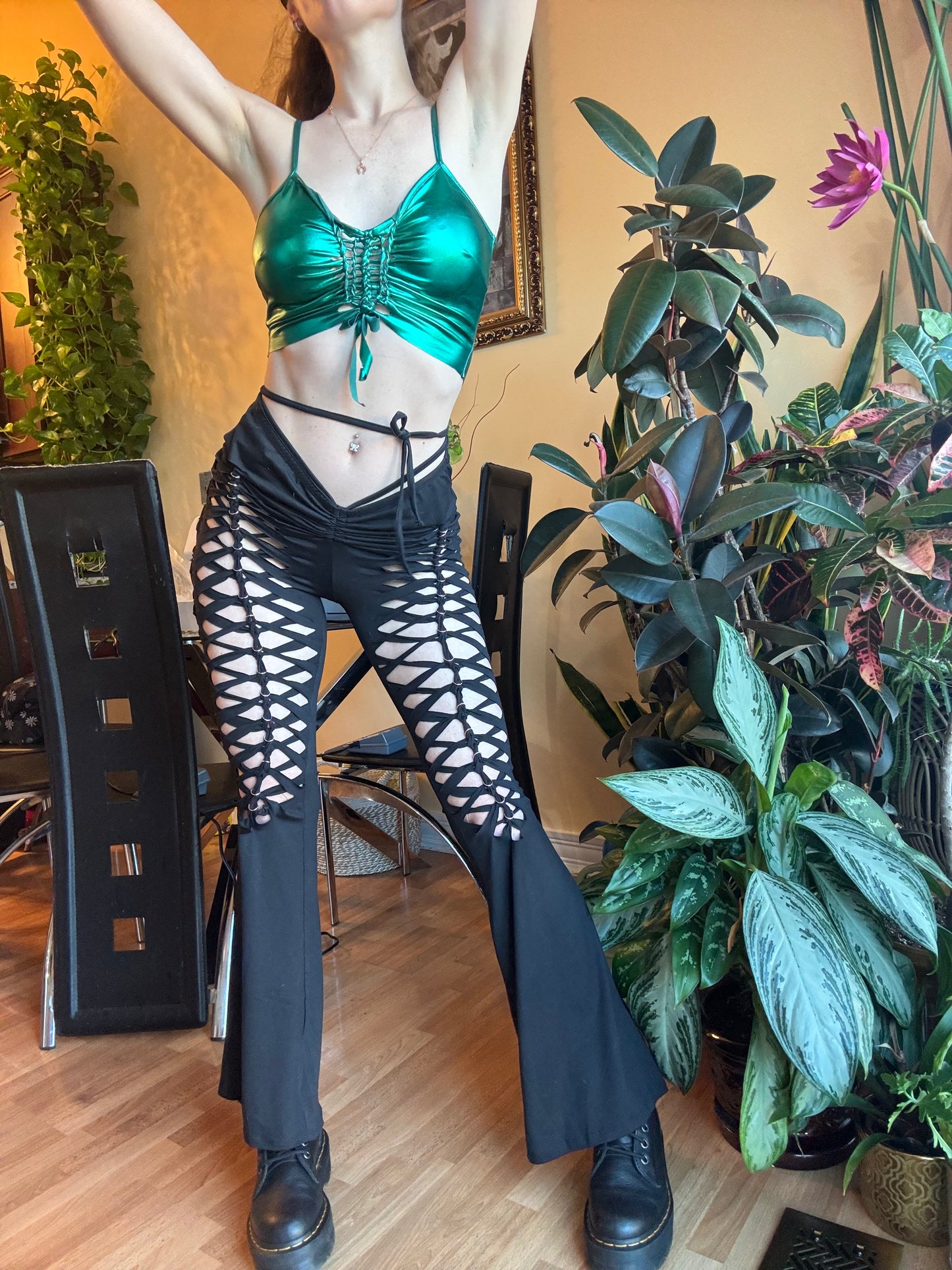 BLACK SCRUNCH WAIST FLARES WITH TIES