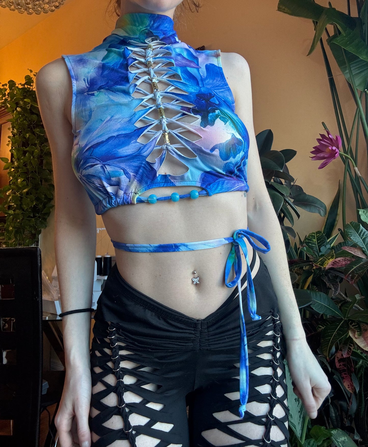 BLUE MOCK NECK BRAIDED TANK TOP