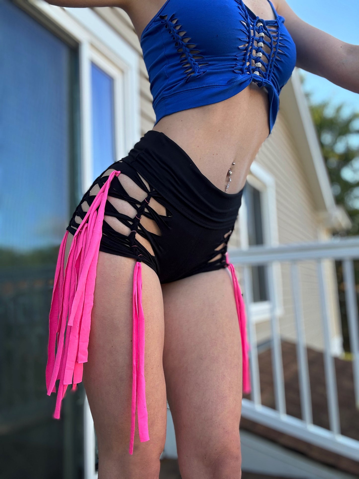 BLACK BUTTERY SOFT BRAIDED SHORTS W/ PINK FRINGE