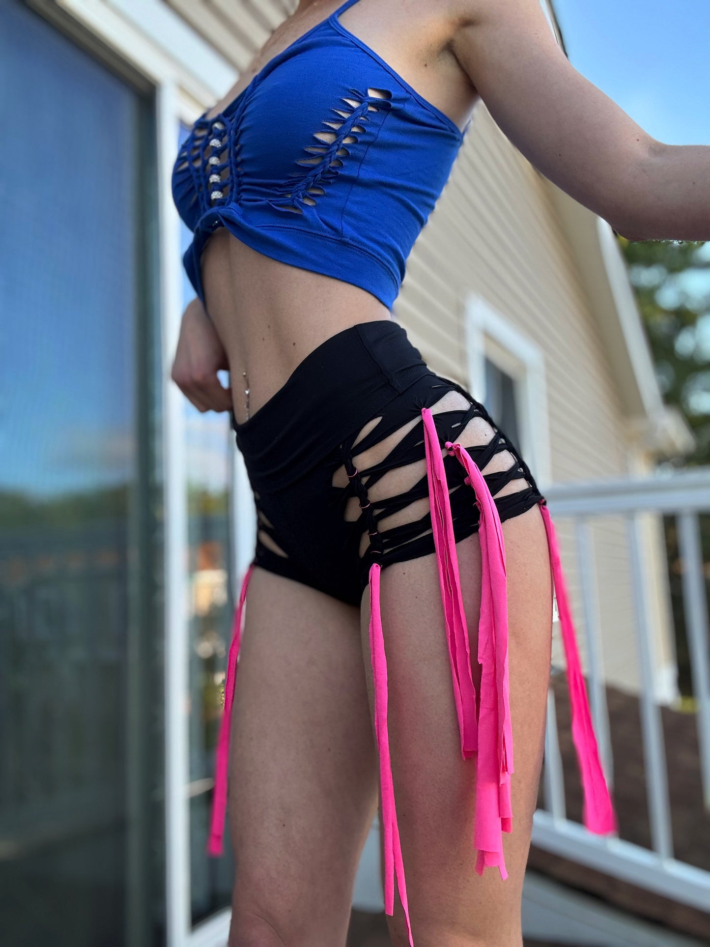 BLACK BUTTERY SOFT BRAIDED SHORTS W/ PINK FRINGE