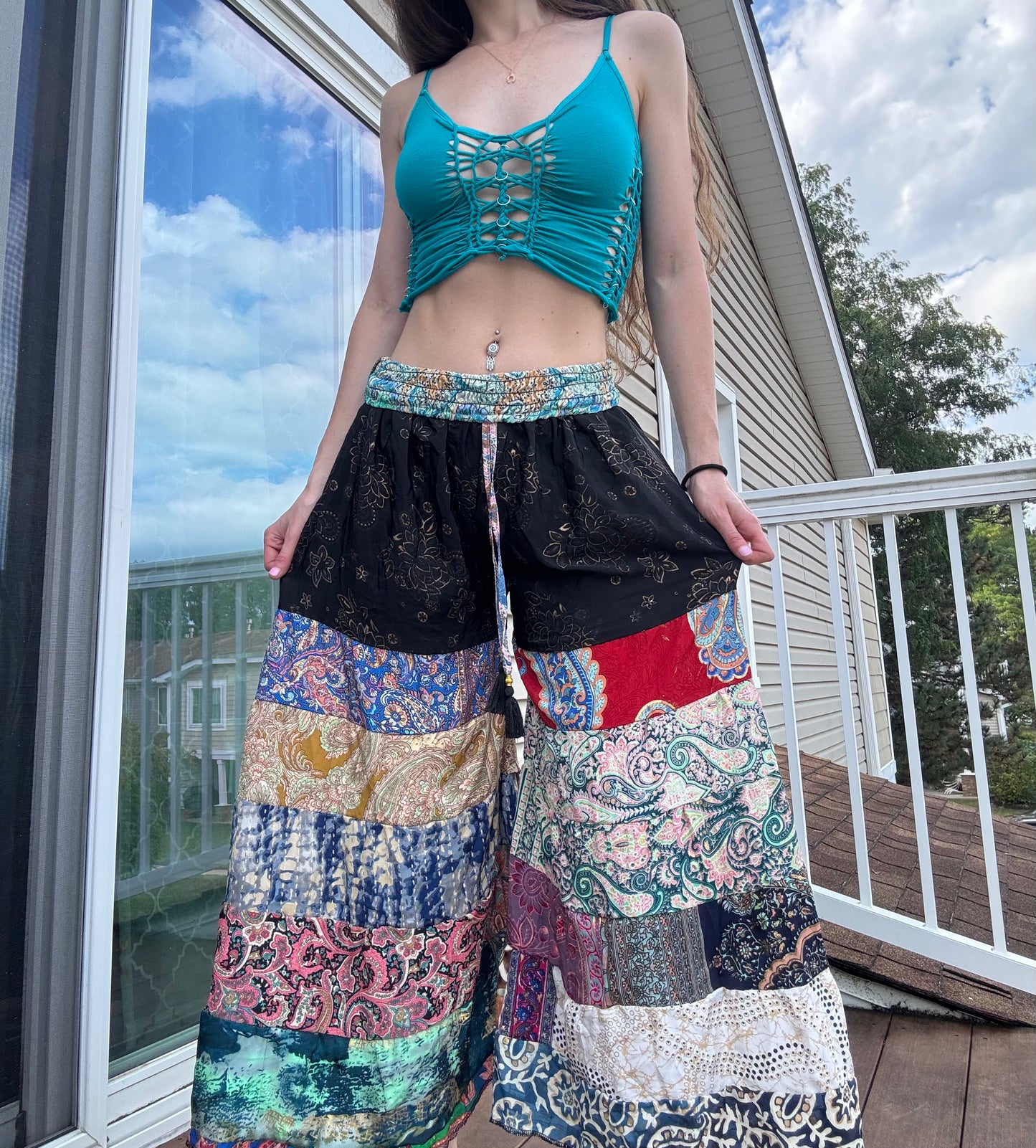 BLACK TONES FUNKY WIDE LEG BOHO PANTS