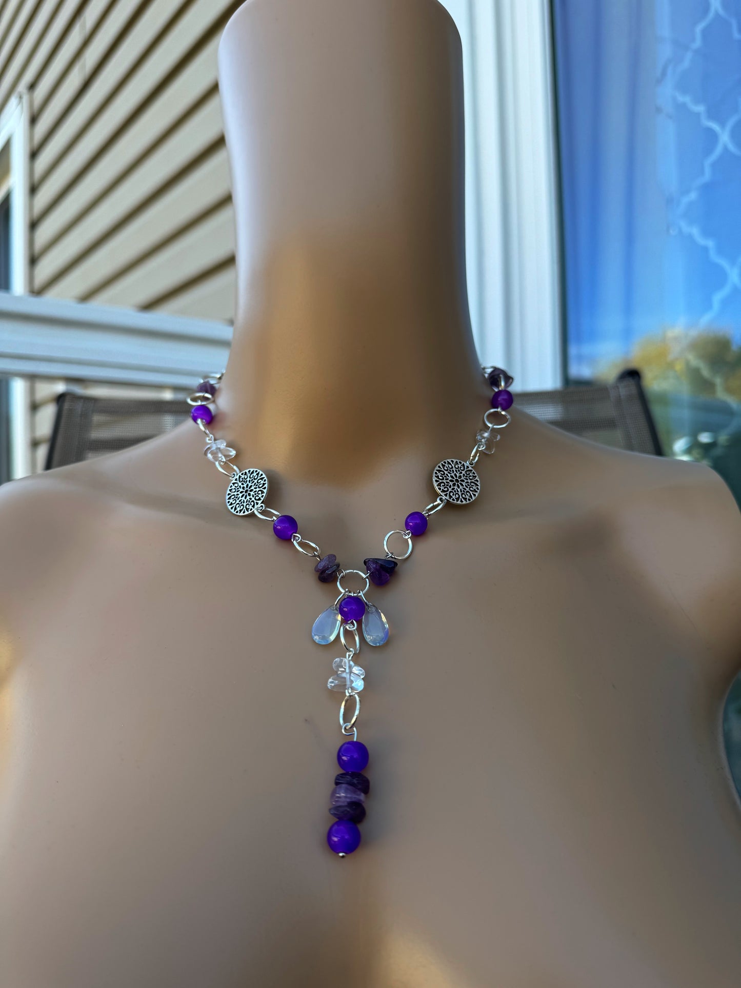 MANDALA DANGLE NECKLACE