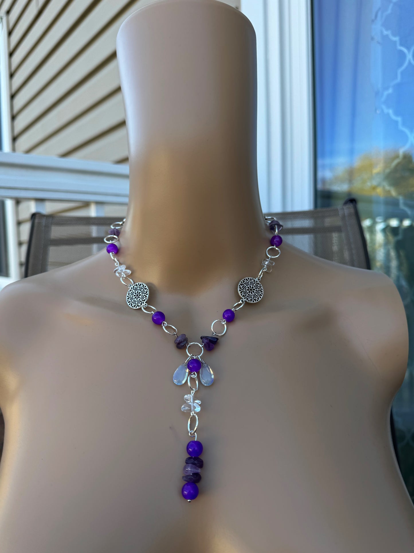 MANDALA DANGLE NECKLACE