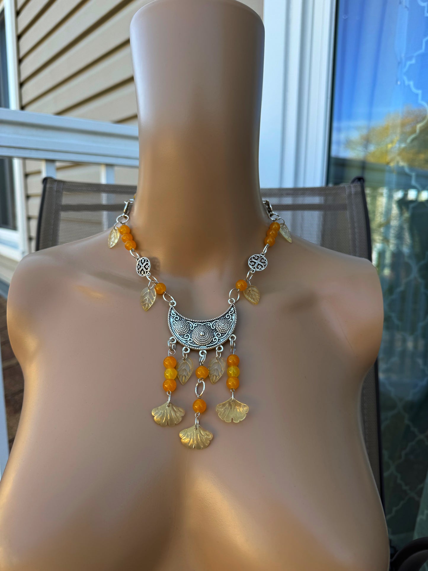 YELLOW BABY NECKLACE