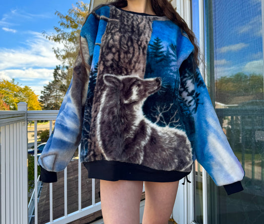UPCYCLED WOLF CREWNECK