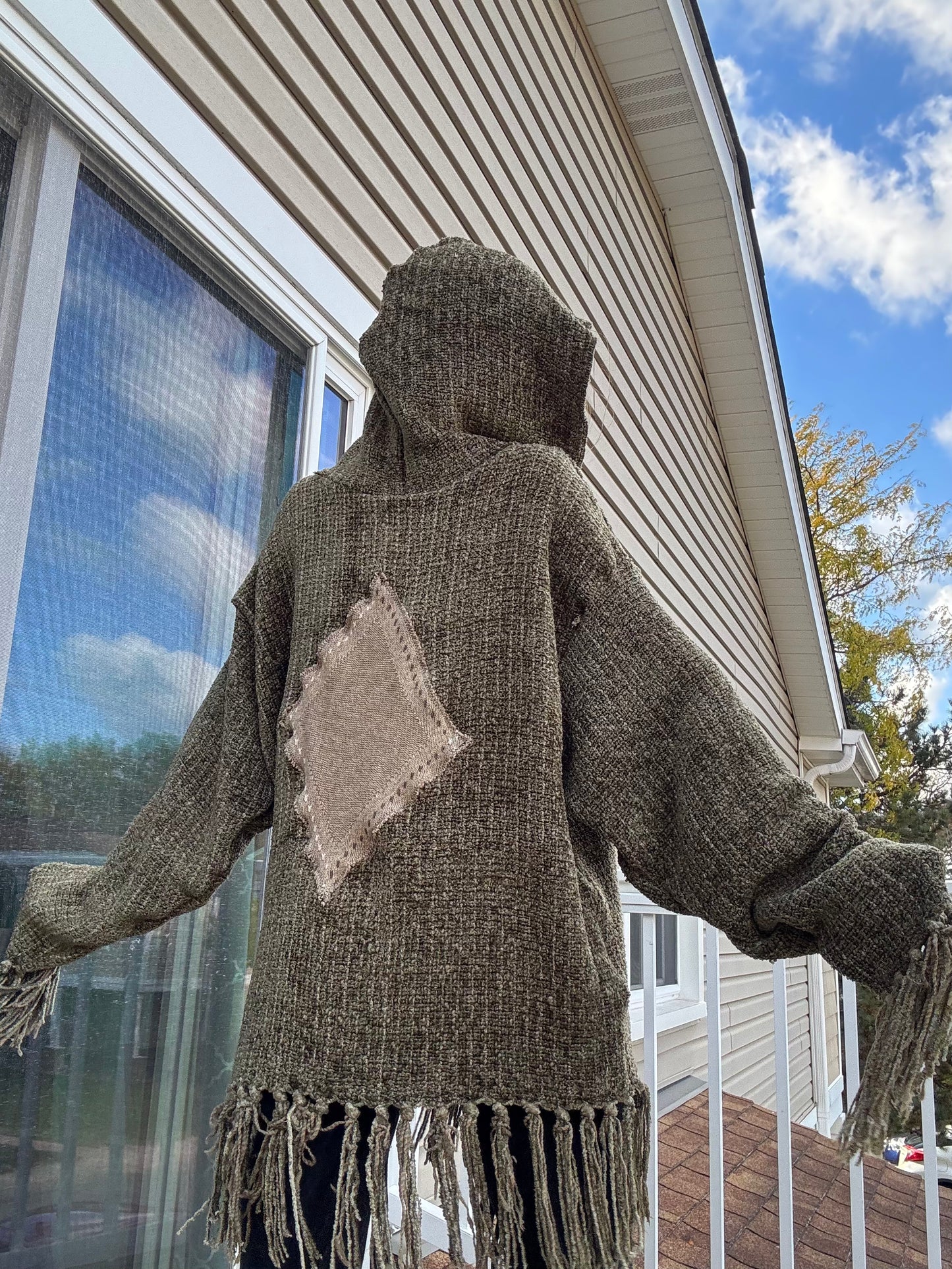 GREEN KNITTED UPCYCLED SWIRL HOODIE