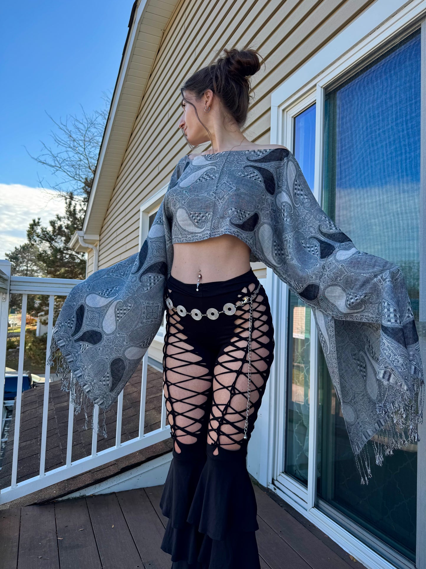 GREYSCALE PASHMINA TOP