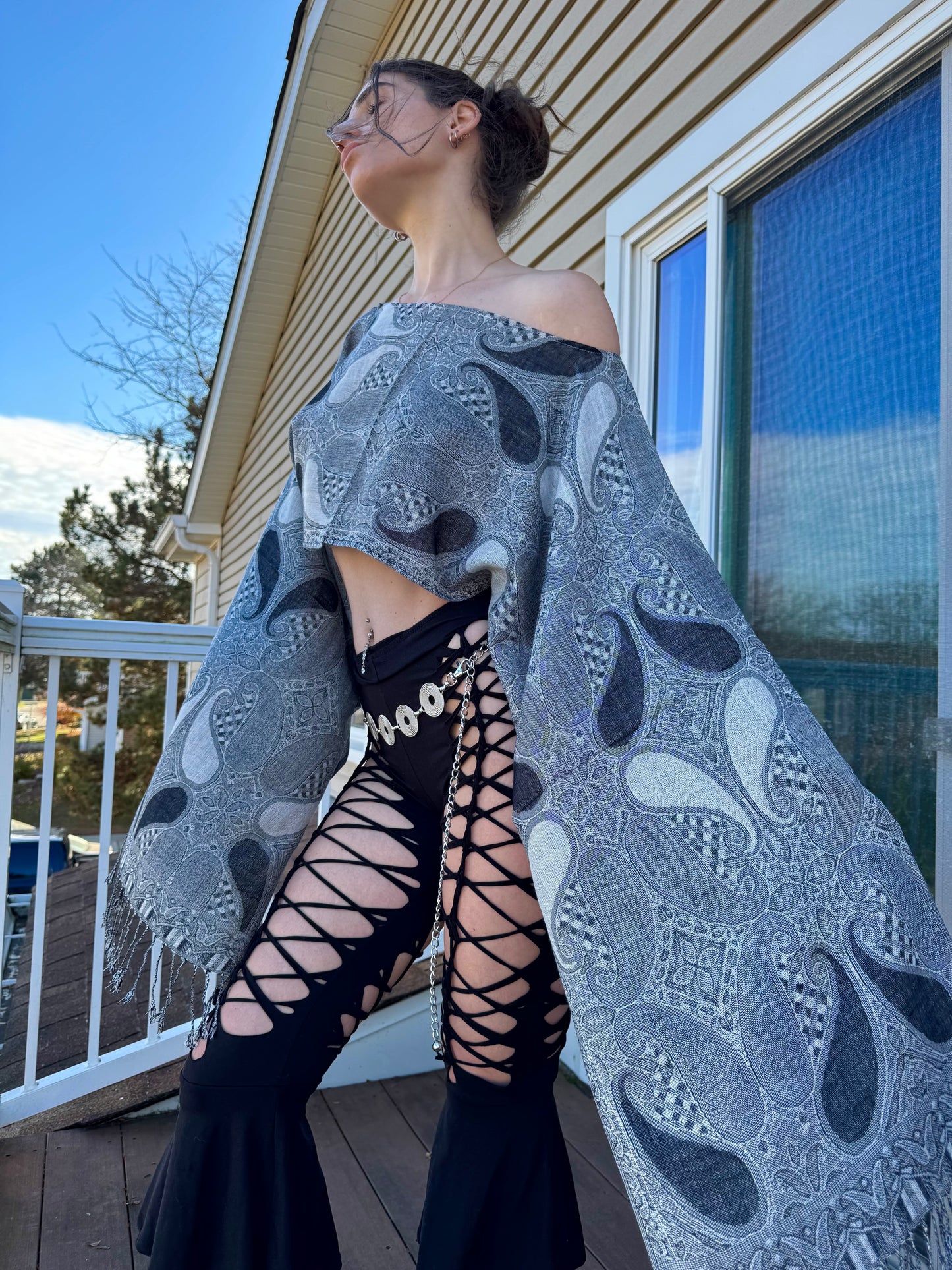 GREYSCALE PASHMINA TOP