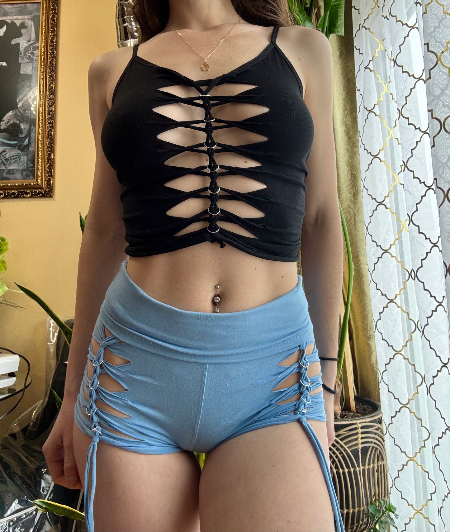 BLACK BRAIDED TANK TOP