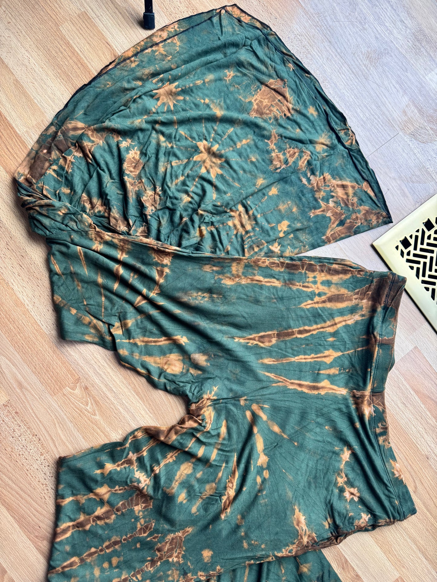 TIE DYE HIPPIE PANTS W/ POCKETS