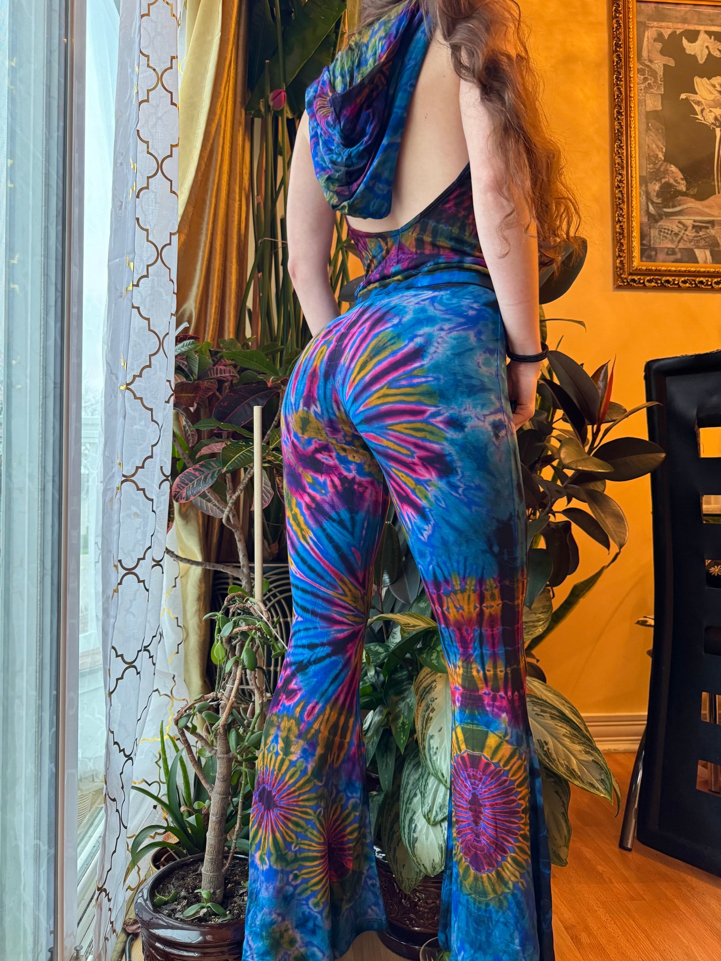 TIE DYE STRETCHY FLARE PANTS