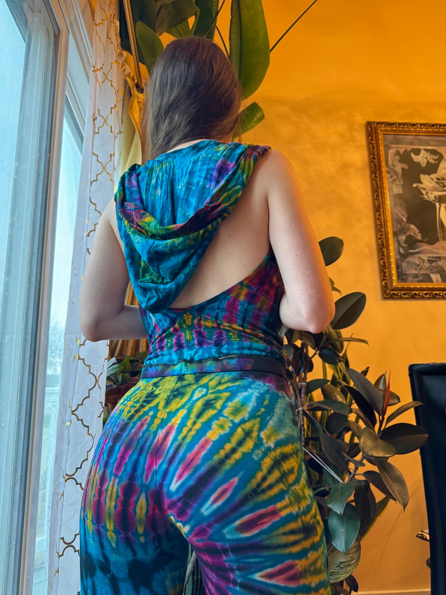 TIE DYE COWL NECK HOODED TANK TOP