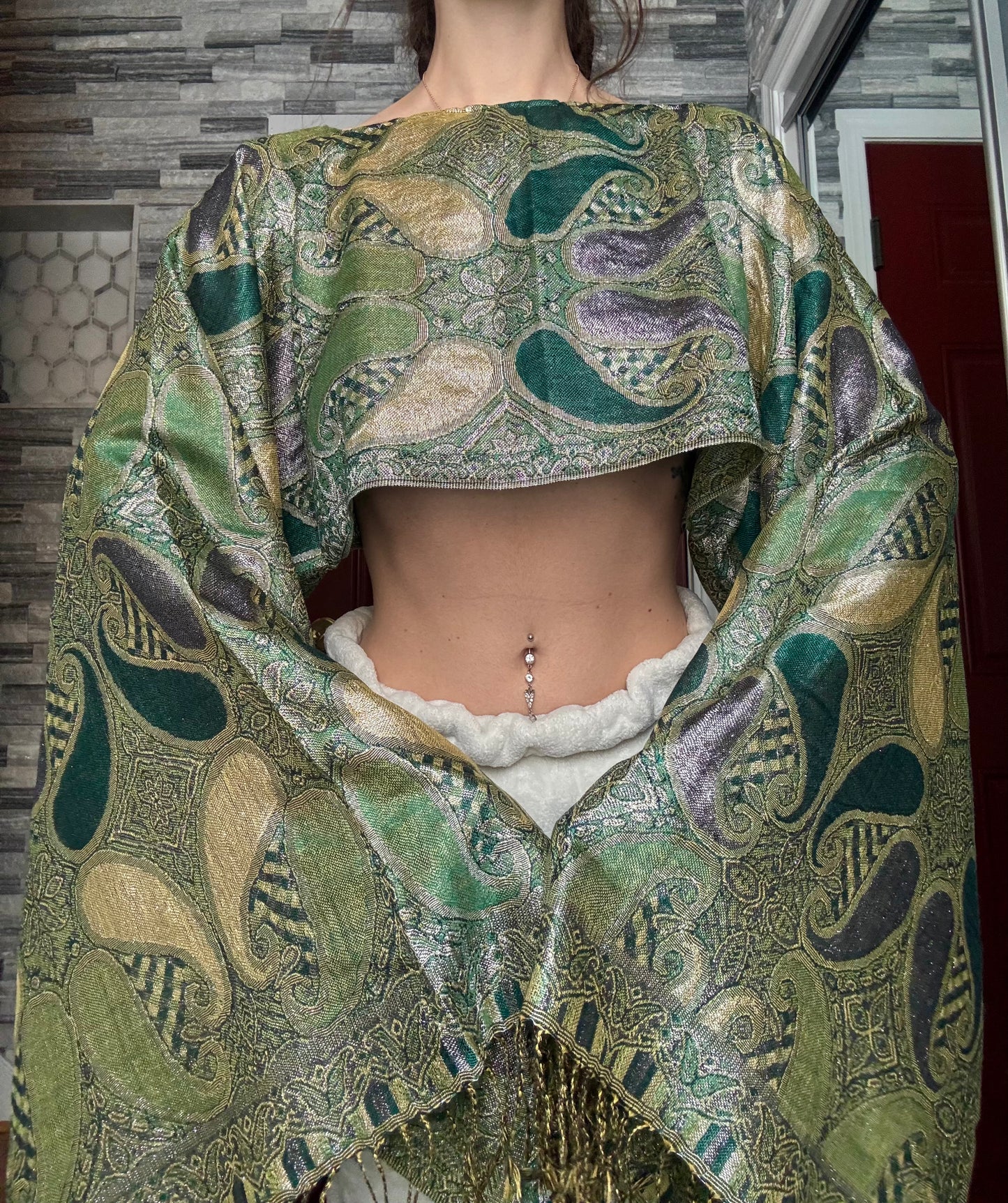 REWORKED PASHMINA TOP / SHAWL TOP