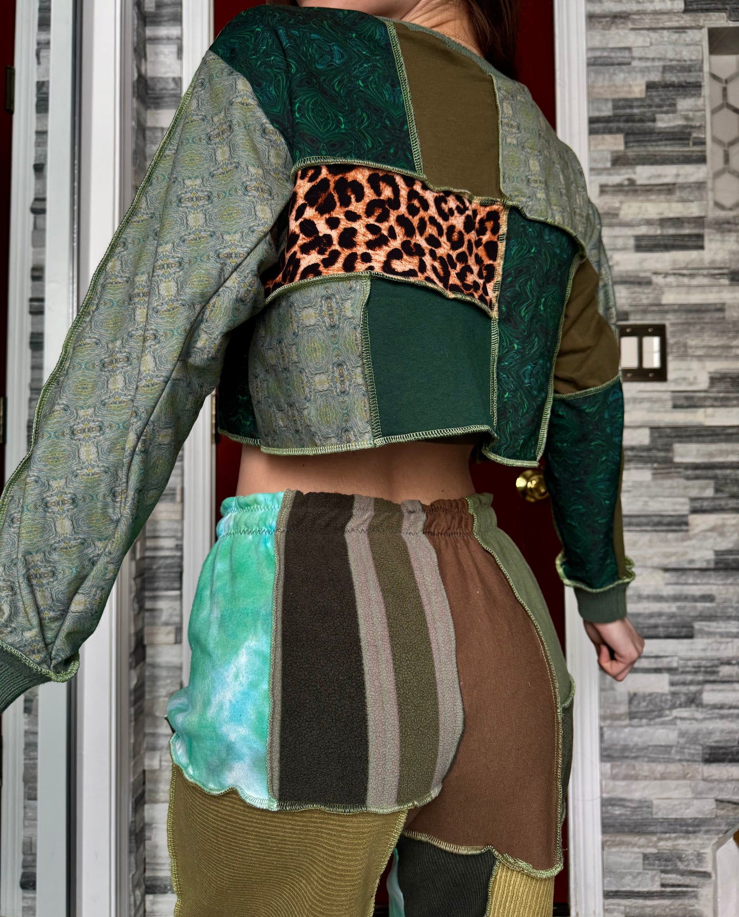 UPCYCLED PATCHWORK CROPPED CREWNECK