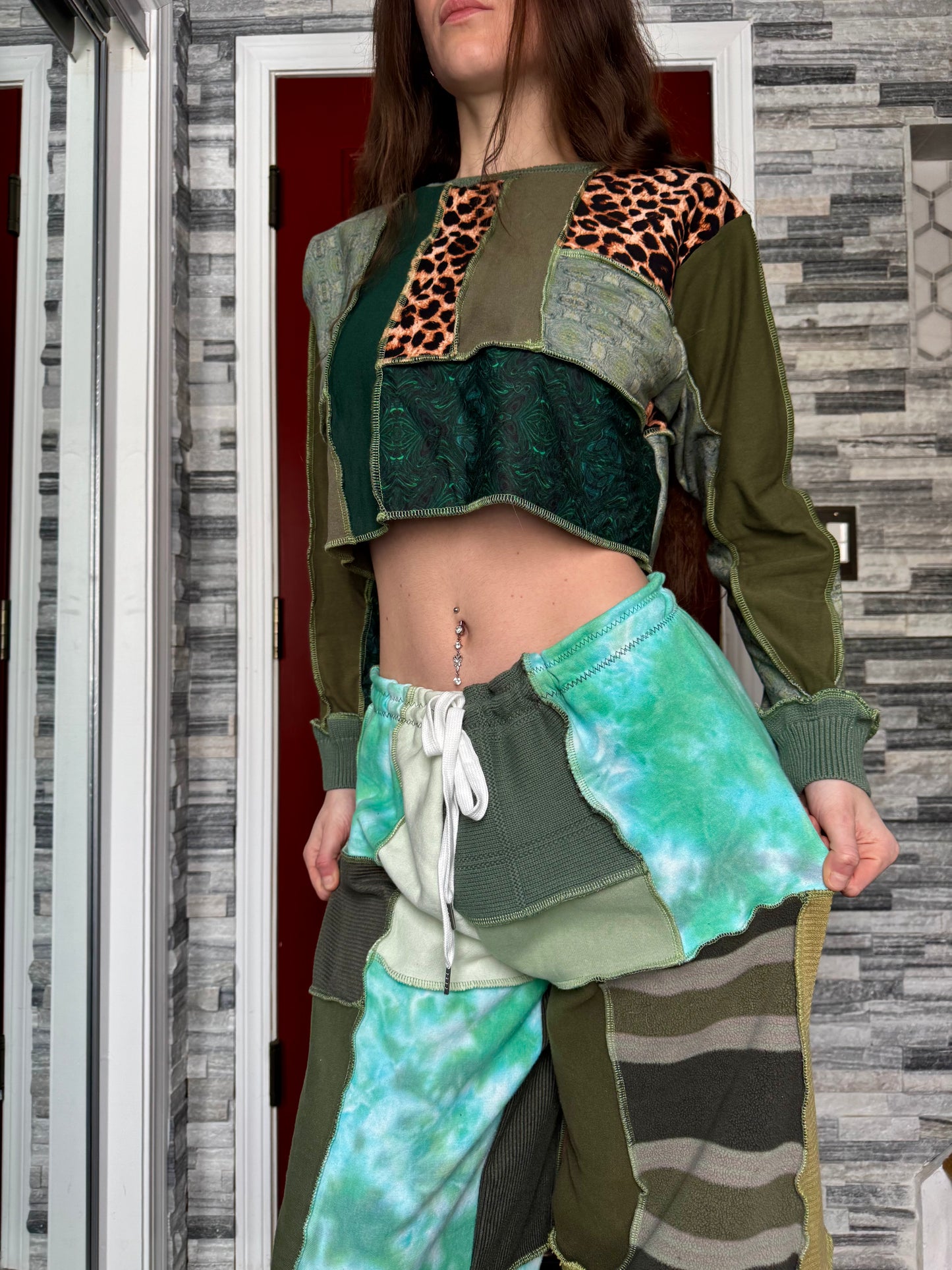 UPCYCLED PATCHWORK CROPPED CREWNECK