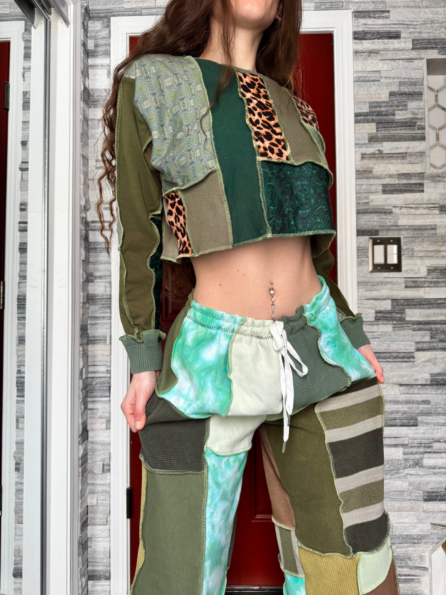 UPCYCLED PATCHWORK CROPPED CREWNECK