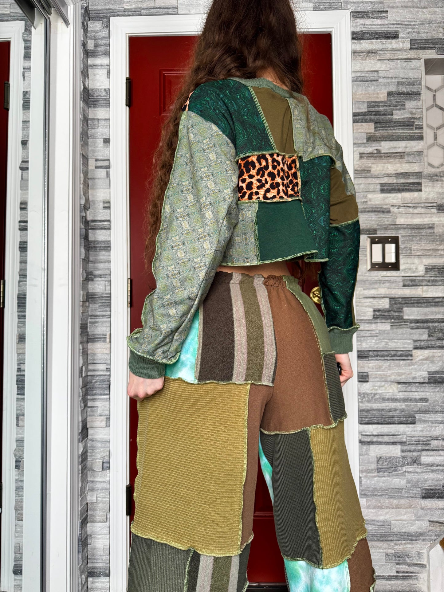 UPCYCLED PATCHWORK CROPPED CREWNECK