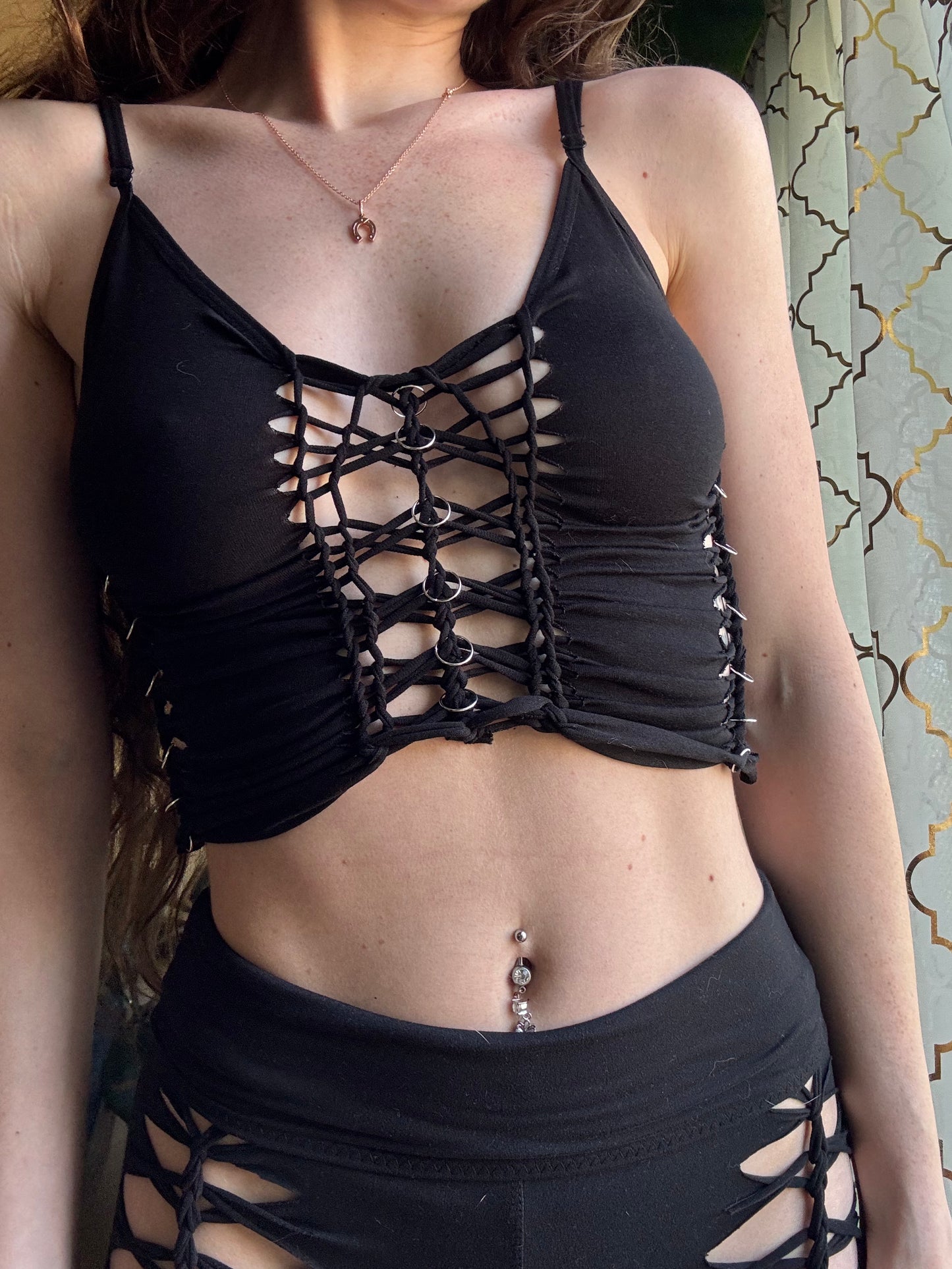 BLACK BRAIDED SLITWEAVE TANK TOP - WITH RINGS